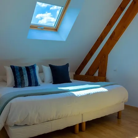 Du Soleil Dans La Ruelle - Les Hirondelles Yvré-lʼÉvêque