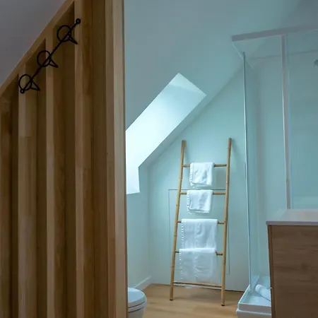 Du Soleil Dans La Ruelle - Les Hirondelles * Yvré-lʼÉvêque