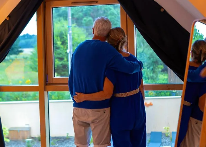 Villa Du Soleil Dans La Ruelle - Les Hirondelles Yvré-lʼÉvêque