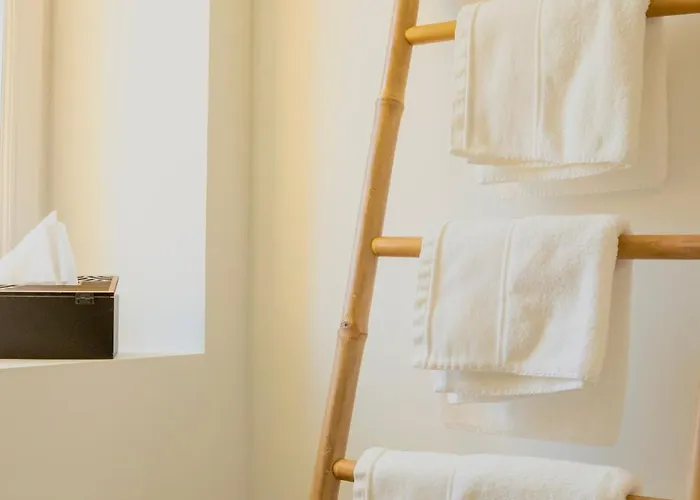 Villa Du Soleil Dans La Ruelle - Les Hirondelles