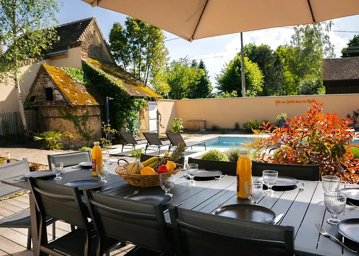 Du Soleil Dans La Ruelle - Les Hirondelles * Yvré-lʼÉvêque