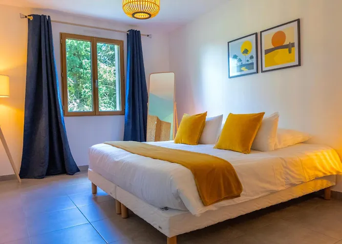 Villa Du Soleil Dans La Ruelle - Les Hirondelles