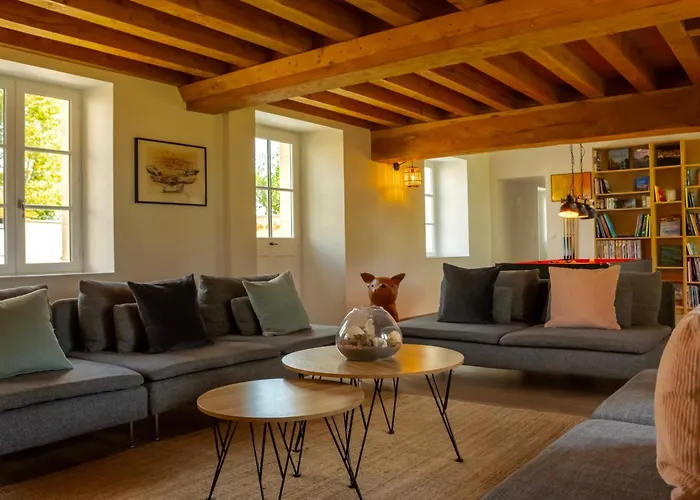 Du Soleil Dans La Ruelle - Les Hirondelles * Yvré-lʼÉvêque